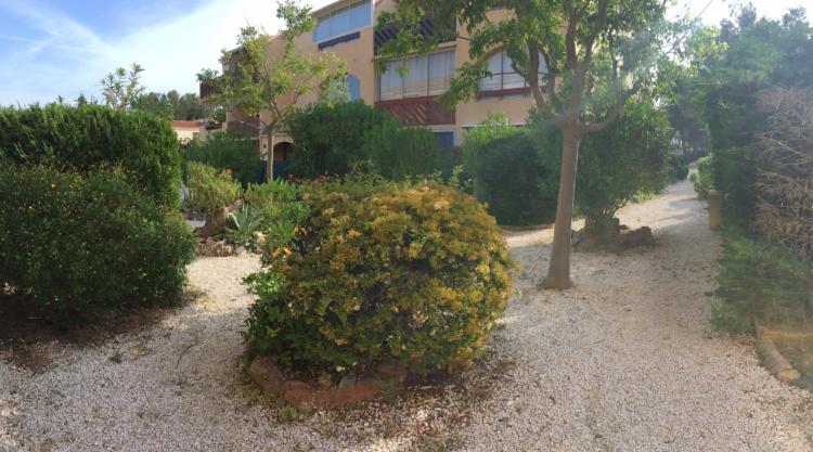 Renove Balcon Ensoleille Et Calme * La Londe-les-Maures