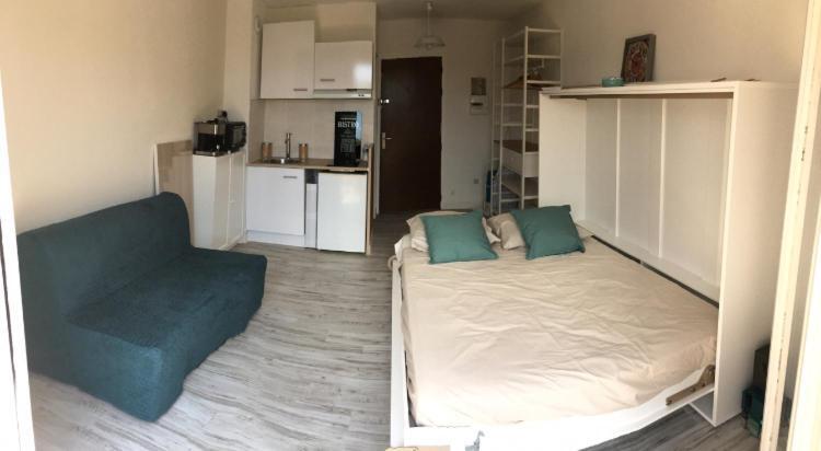 Renove Balcon Ensoleille Et Calme Apartment La Londe-les-Maures